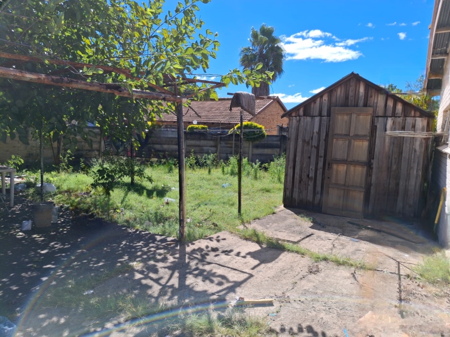 4 Bedroom Property for Sale in Oos Einde North West
